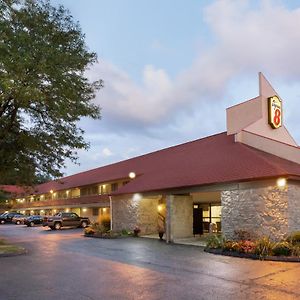 Super 8 By Wyndham Findlay